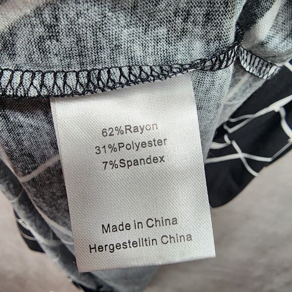 NWT Woosea Women’s XL Maxi Dress Black Geometric Sleeveless Crossover Neckline - Picture 10 of 11